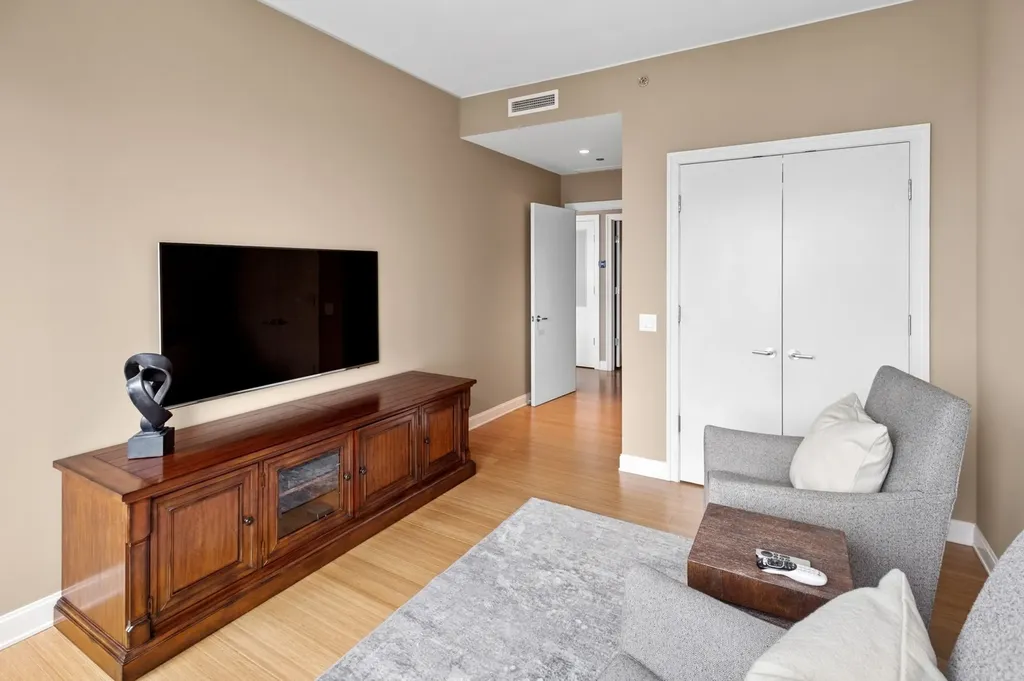 340 East Randolph Street Chicago IL 60601