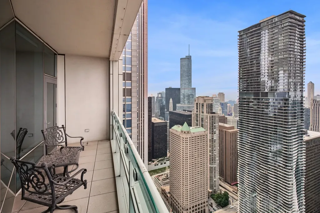 340 East Randolph Street Chicago IL 60601