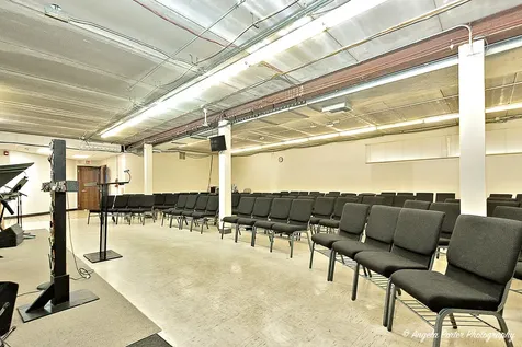 222 North County Street Waukegan IL 60085