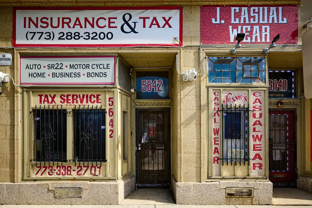 5636-48 West Division Street Chicago IL 60651