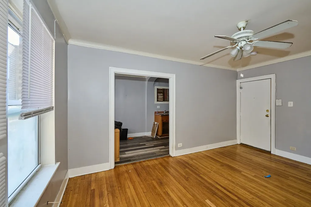 5636-48 West Division Street Chicago IL 60651