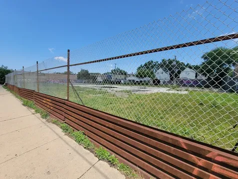 4222 West Division Street Chicago IL 60651