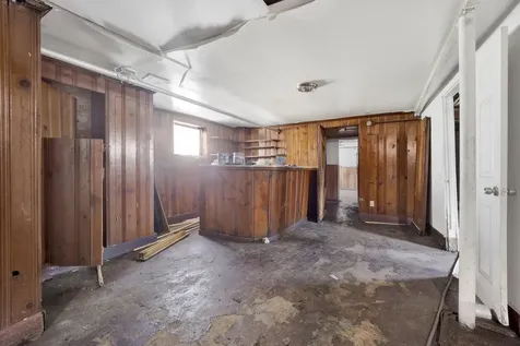 7515 South East End Avenue Chicago IL 60649