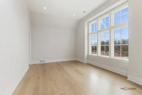 725 Tamarack Trail Lake Forest IL 60045