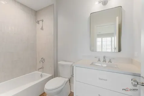 725 Tamarack Trail Lake Forest IL 60045