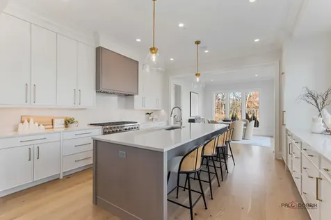 725 Tamarack Trail Lake Forest IL 60045