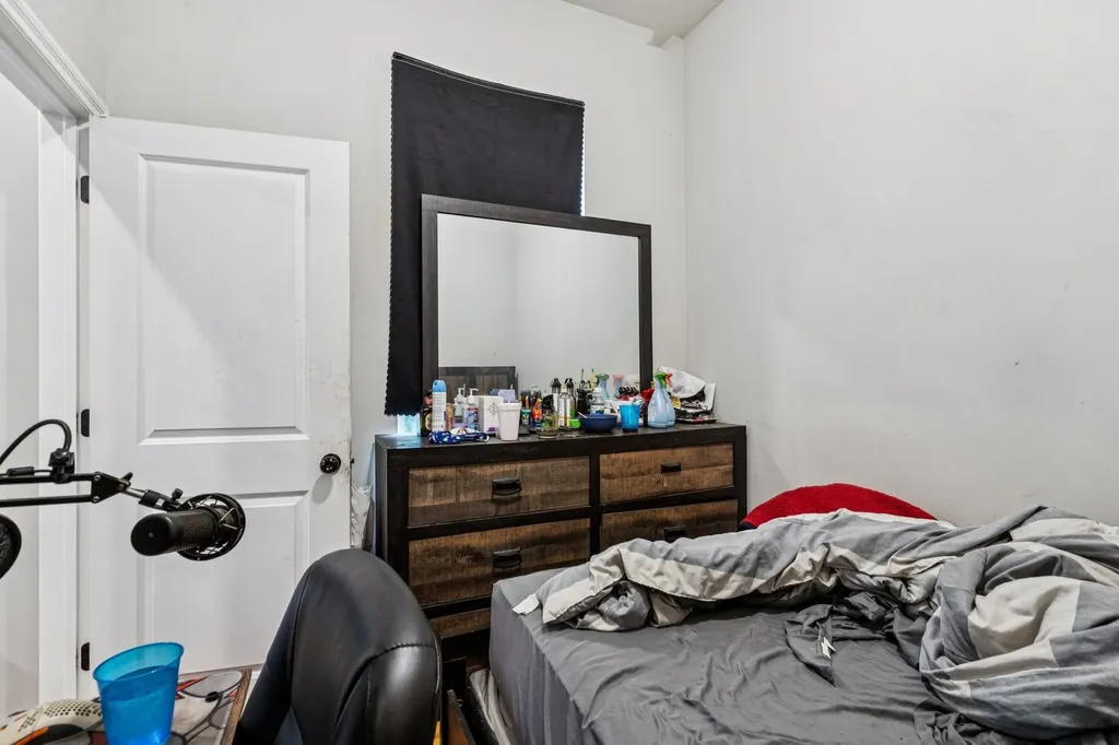 4308 West Adams Street Chicago IL 60624