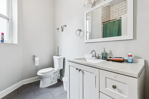 4308 West Adams Street Chicago IL 60624