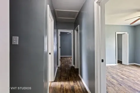 32 West 109th Place Chicago IL 60628