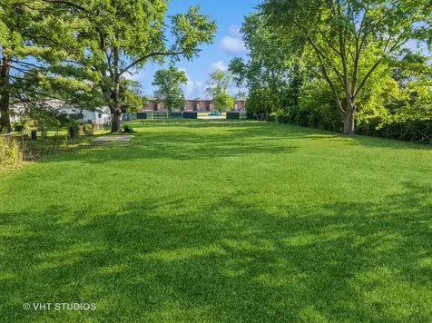 9517 West Central Road Des Plaines IL 60016