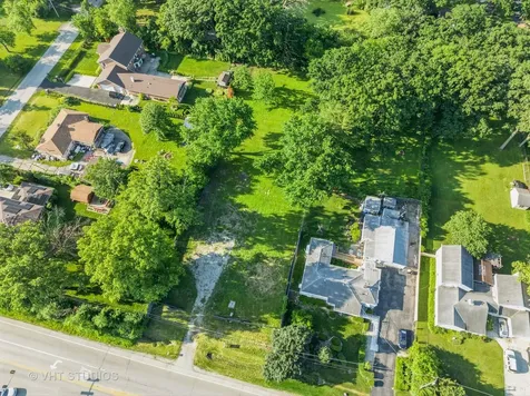 9517 West Central Road Des Plaines IL 60016