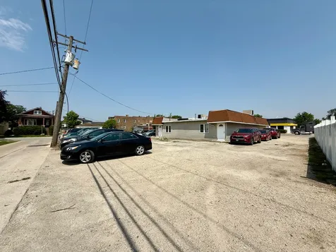 8743 Ogden Avenue Lyons IL 60534