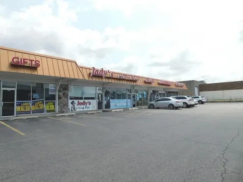 318 Republic Avenue Joliet IL 60435