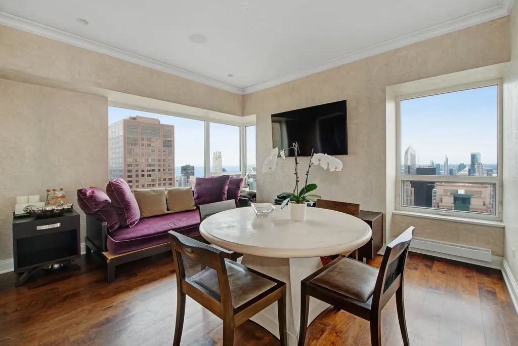 800 North Michigan Avenue Chicago IL 60611