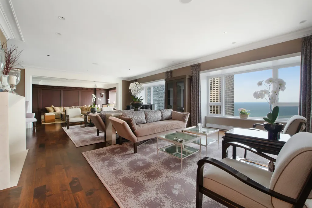 800 North Michigan Avenue Chicago IL 60611