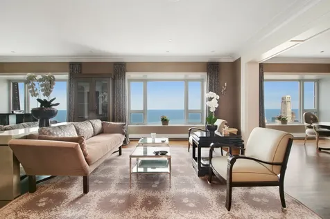 800 North Michigan Avenue Chicago IL 60611