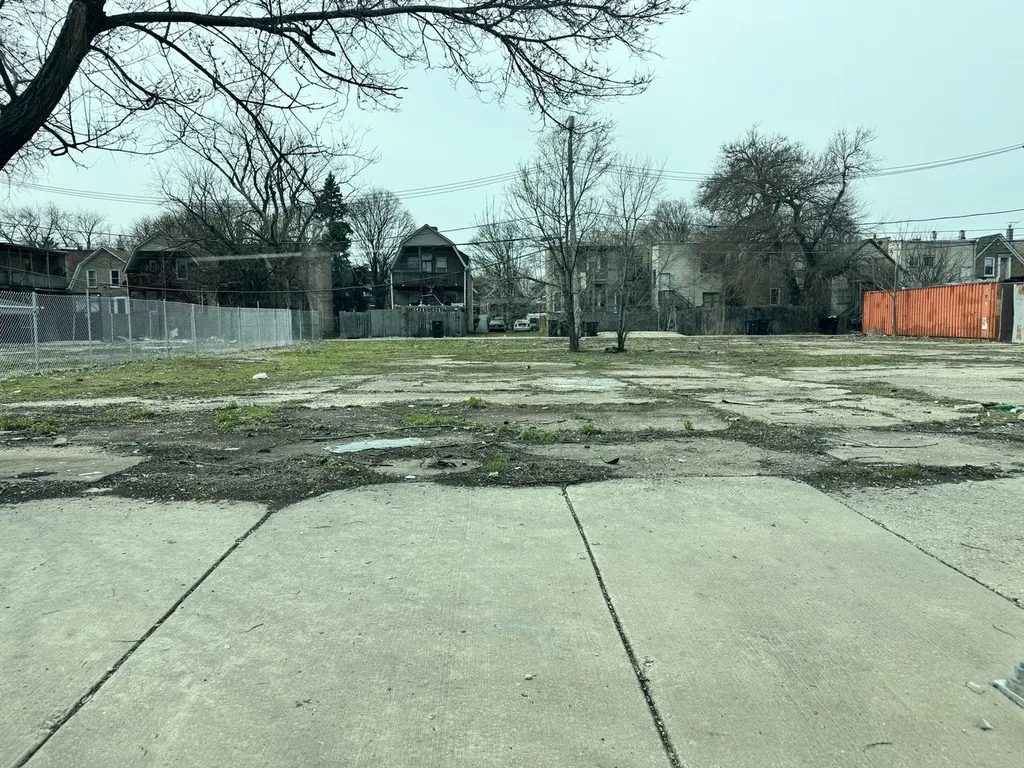 5940 South Racine Avenue Chicago IL 60636