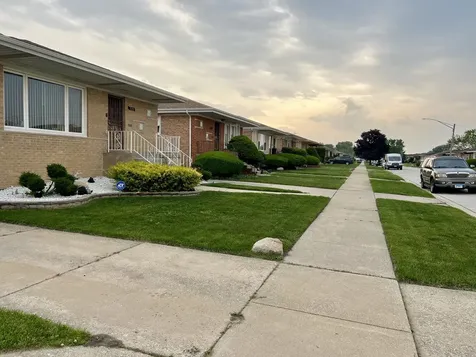 327 Marquette Avenue Calumet City IL 60409