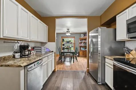 884 East 1200n Road Melvin IL 60952