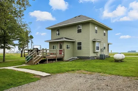 884 East 1200n Road Melvin IL 60952