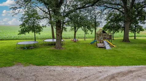 884 East 1200n Road Melvin IL 60952