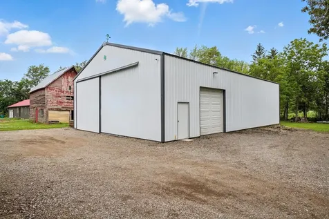 884 East 1200n Road Melvin IL 60952