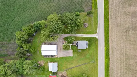 884 East 1200n Road Melvin IL 60952