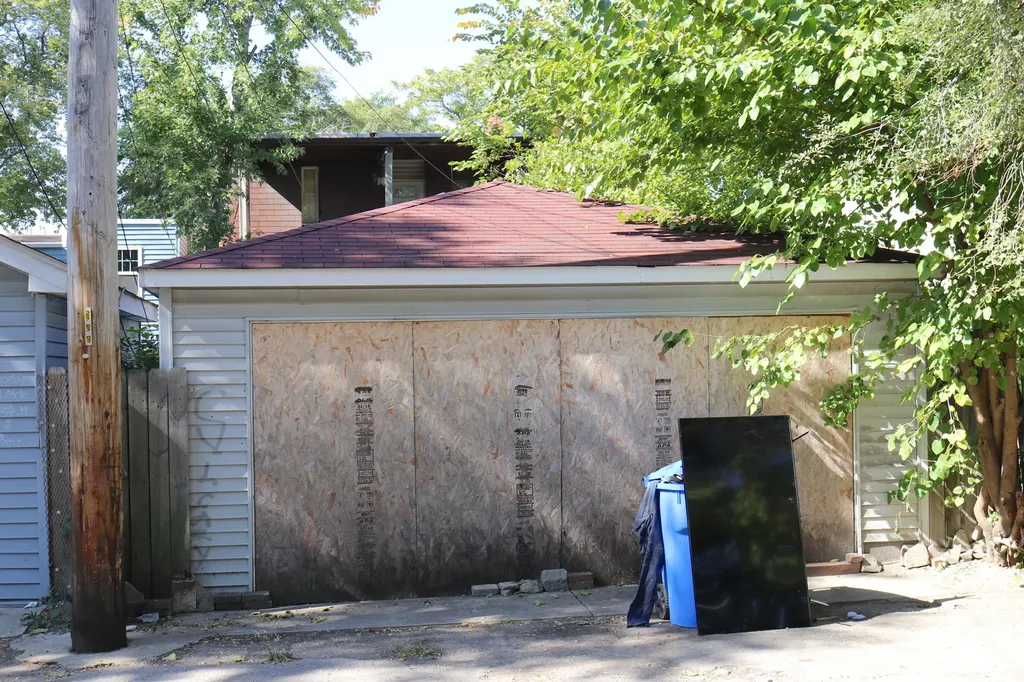 727 North Springfield Avenue Chicago IL 60624