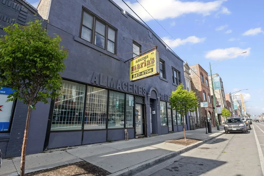2833 West Cermak Road Chicago IL 60623