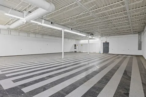 2833 West Cermak Road Chicago IL 60623