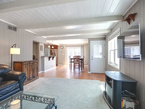 1004 Broadmoor Place Deerfield IL 60015