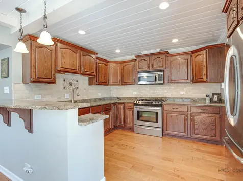 1004 Broadmoor Place Deerfield IL 60015