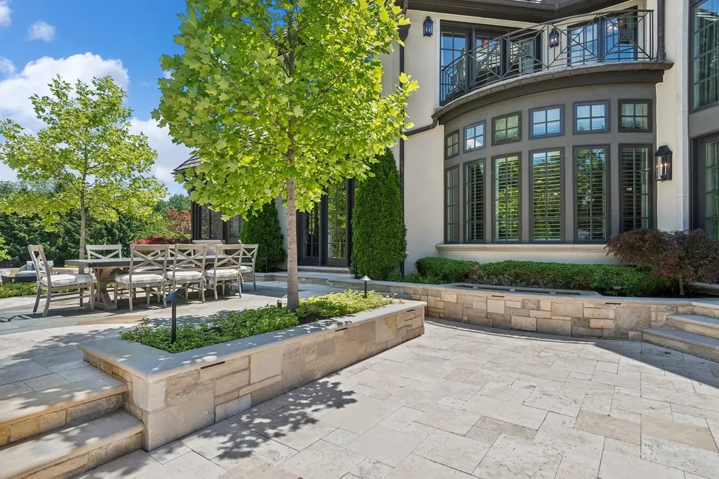 28W660 Perkins Court Naperville IL 60564