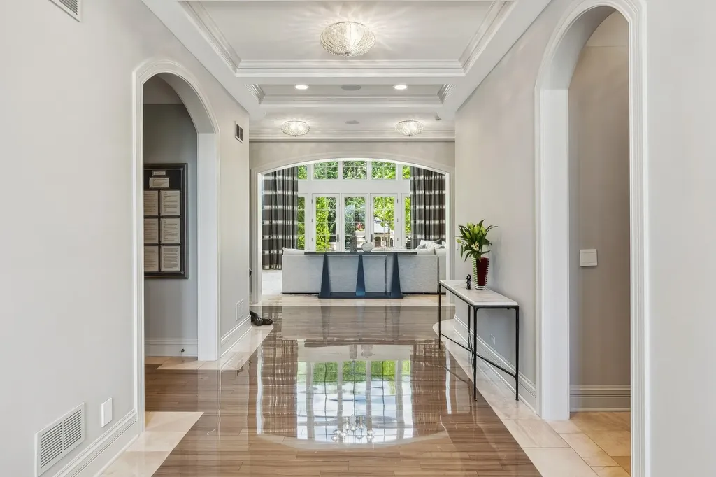 28W660 Perkins Court Naperville IL 60564