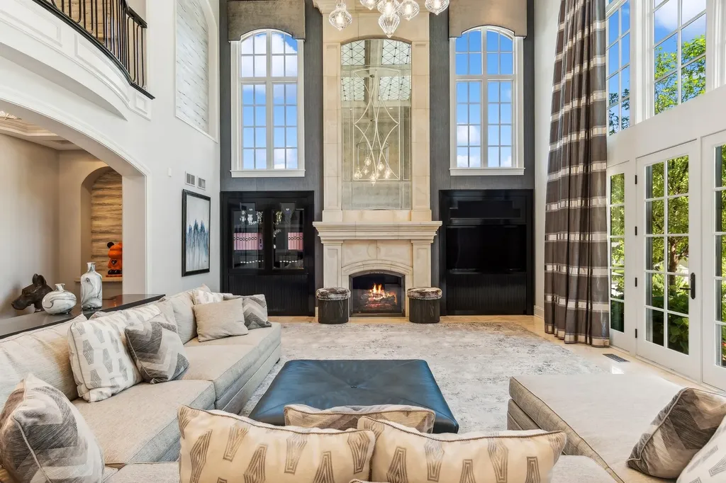 28W660 Perkins Court Naperville IL 60564
