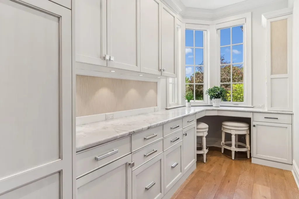 28W660 Perkins Court Naperville IL 60564