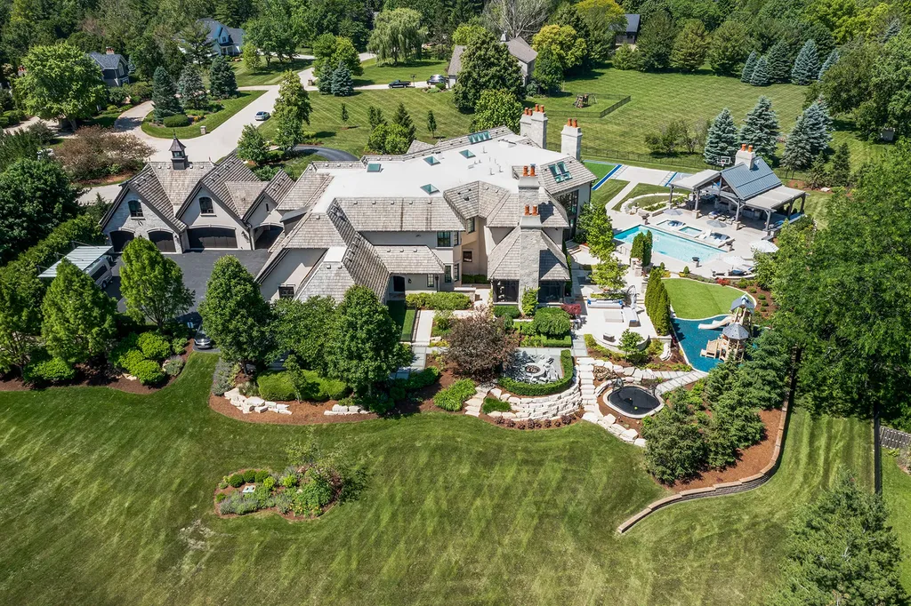 28W660 Perkins Court Naperville IL 60564