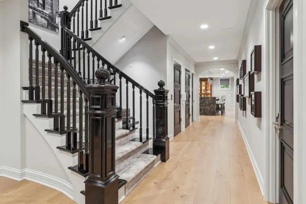 28W660 Perkins Court Naperville IL 60564