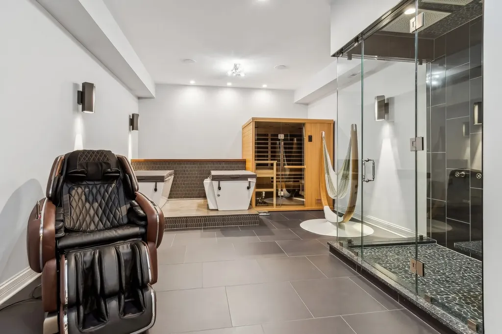 28W660 Perkins Court Naperville IL 60564