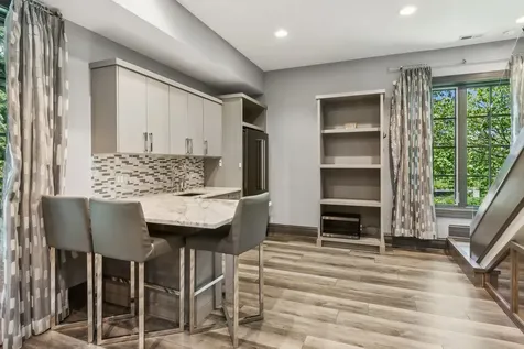 28W660 Perkins Court Naperville IL 60564