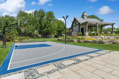 28W660 Perkins Court Naperville IL 60564