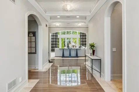 28W660 Perkins Court Naperville IL 60564