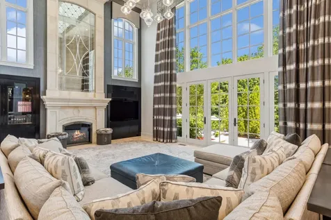 28W660 Perkins Court Naperville IL 60564