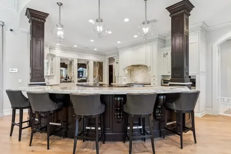 28W660 Perkins Court Naperville IL 60564
