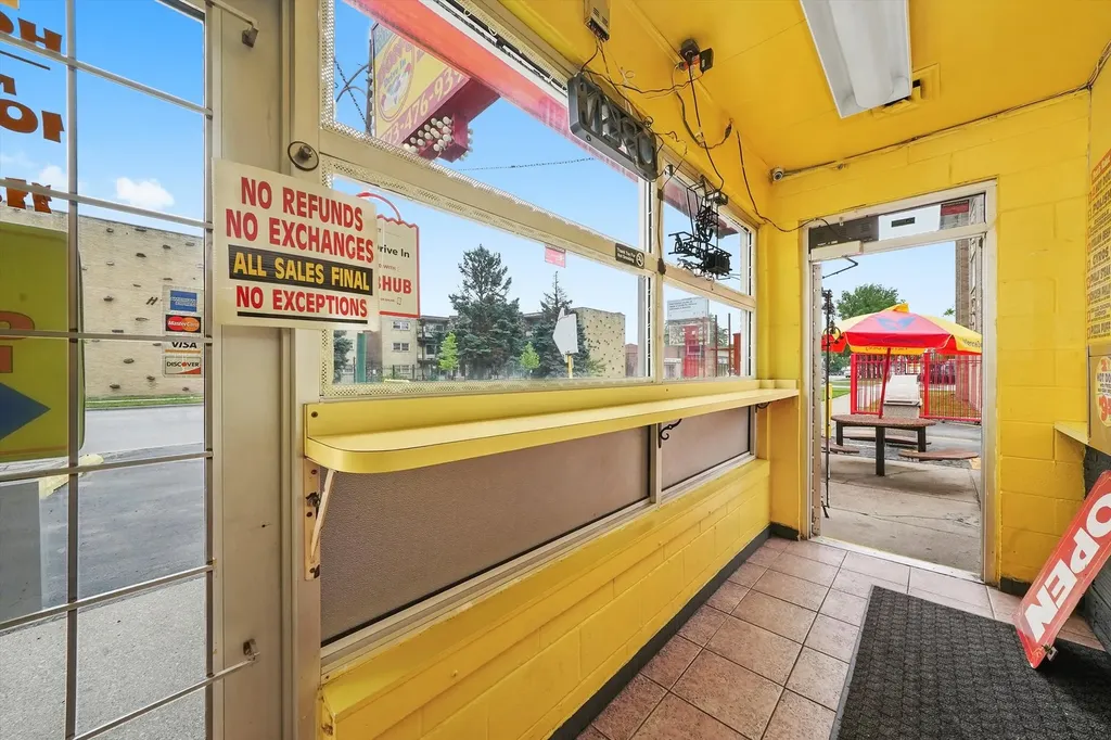 7748 South Kedzie Avenue Chicago IL 60652