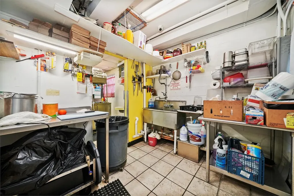 7748 South Kedzie Avenue Chicago IL 60652