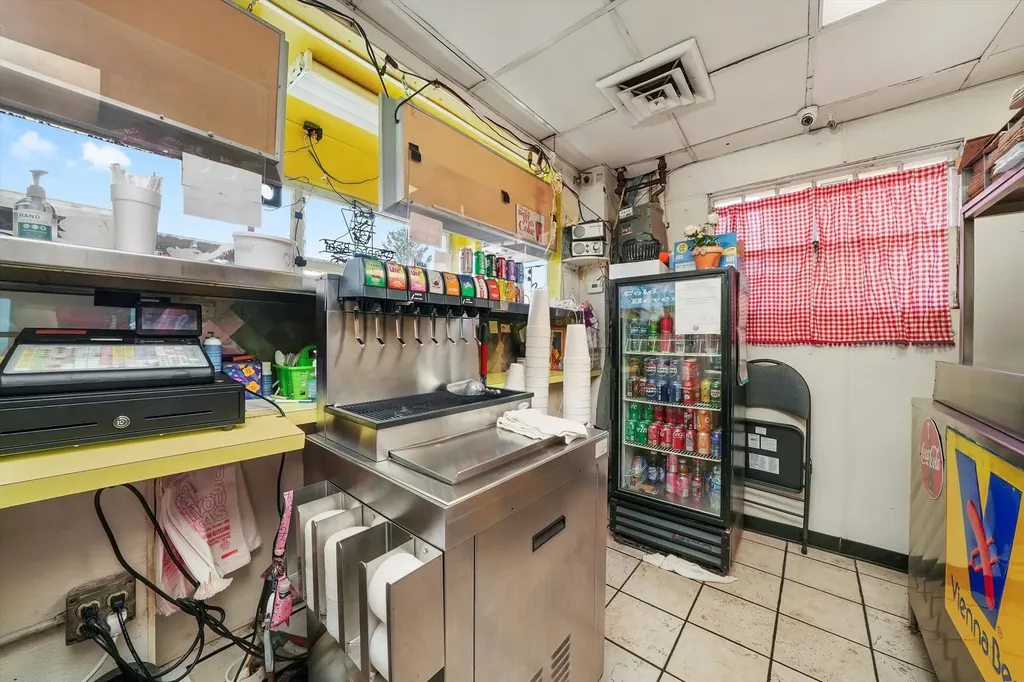 7748 South Kedzie Avenue Chicago IL 60652
