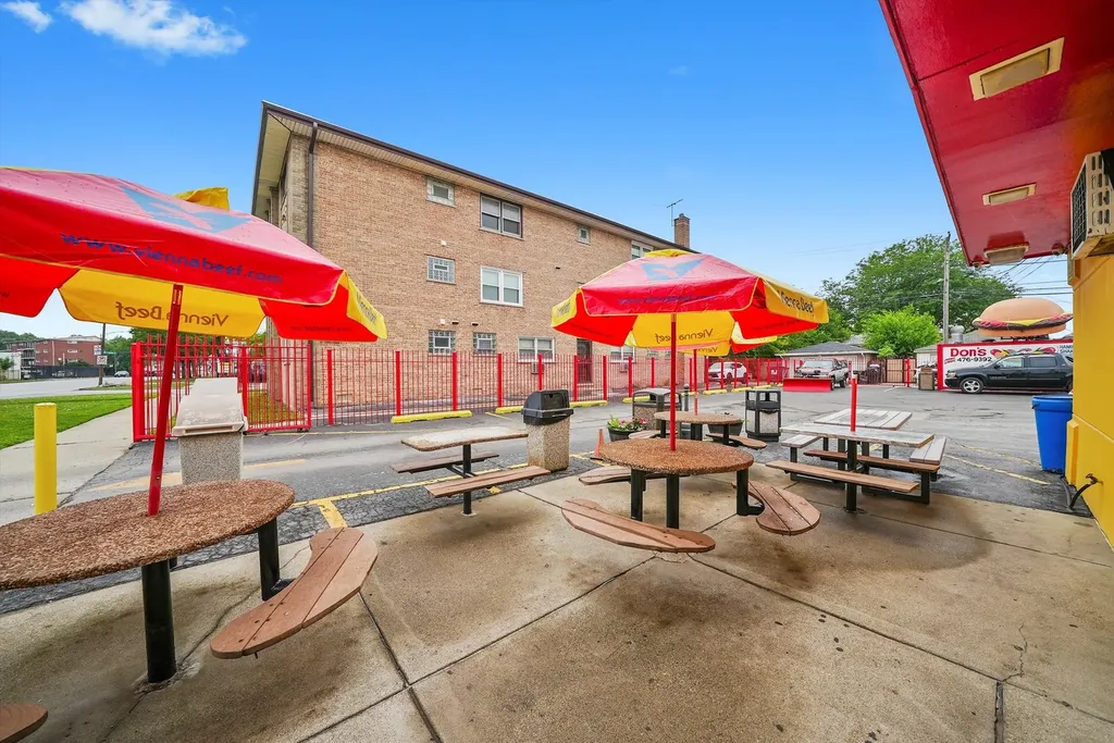 7748 South Kedzie Avenue Chicago IL 60652
