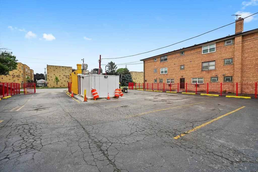 7748 South Kedzie Avenue Chicago IL 60652
