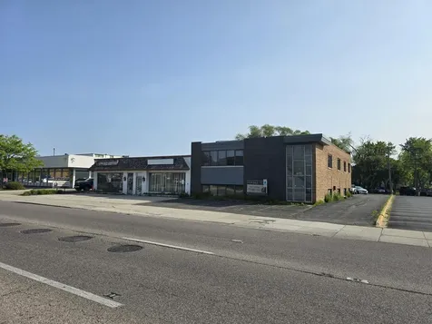 6731-6733 North Lincoln Avenue Lincolnwood IL 60712